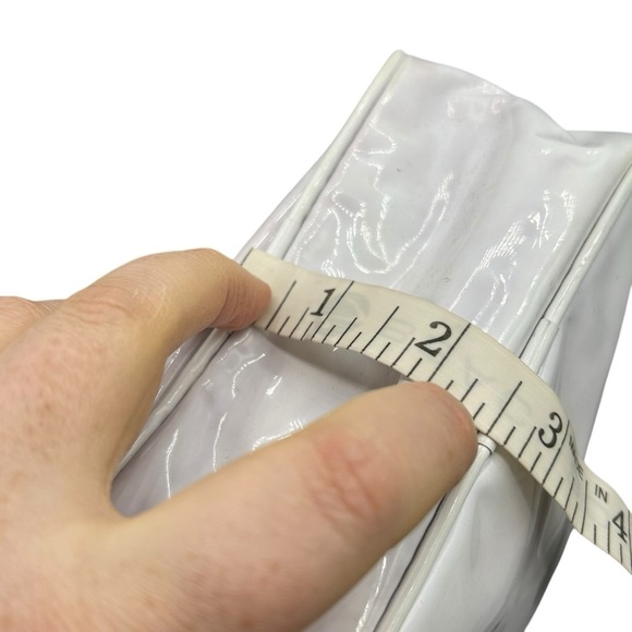 RARE KATHARINE MCPHEE AUTOGRAPHED BACKPACK FIRST TOUR AT SIX FLAGS UNIQUE - Picture 12 of 13